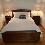 Casa Da Maya - Historic Townhouse, N2 Stop And Nature Retreat Arganil