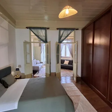 Casa Da Maya - Historic Townhouse, N2 Stop And Nature Retreat ארגניל