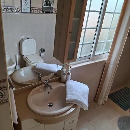 Historic Townhouse, Arganil, Casa Da Maya أرغانيل